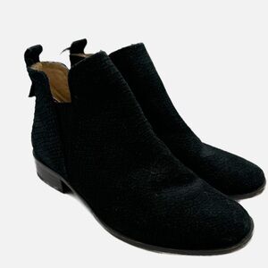 Franco Sarto Rocky Classic black suede leather ankle boots snake texture 6